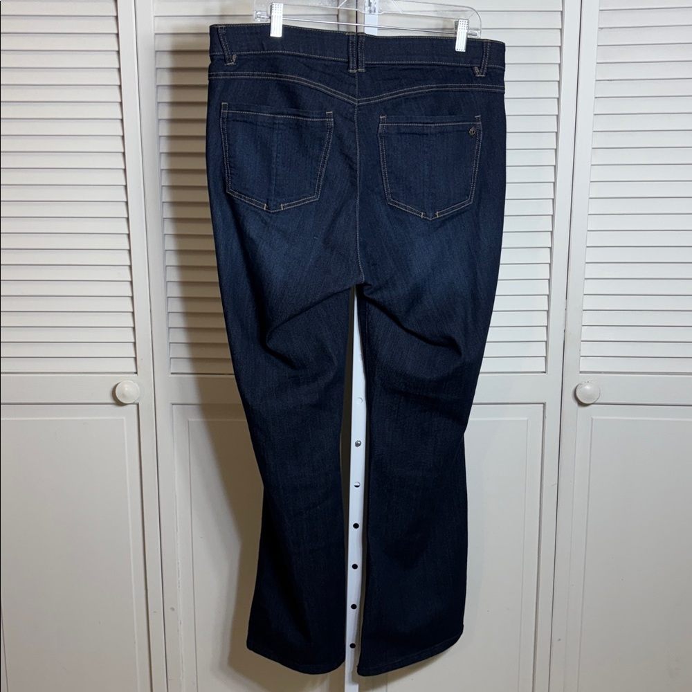 Democracy "Ab"solution® Indigo Itty Bitty Bootcut Plus Jeans Size 16W - Picture 11 of 15